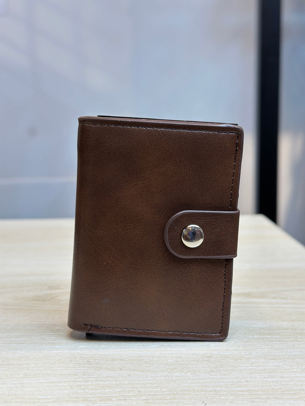 Men's Wallets & Card Holders | Leather & RFID