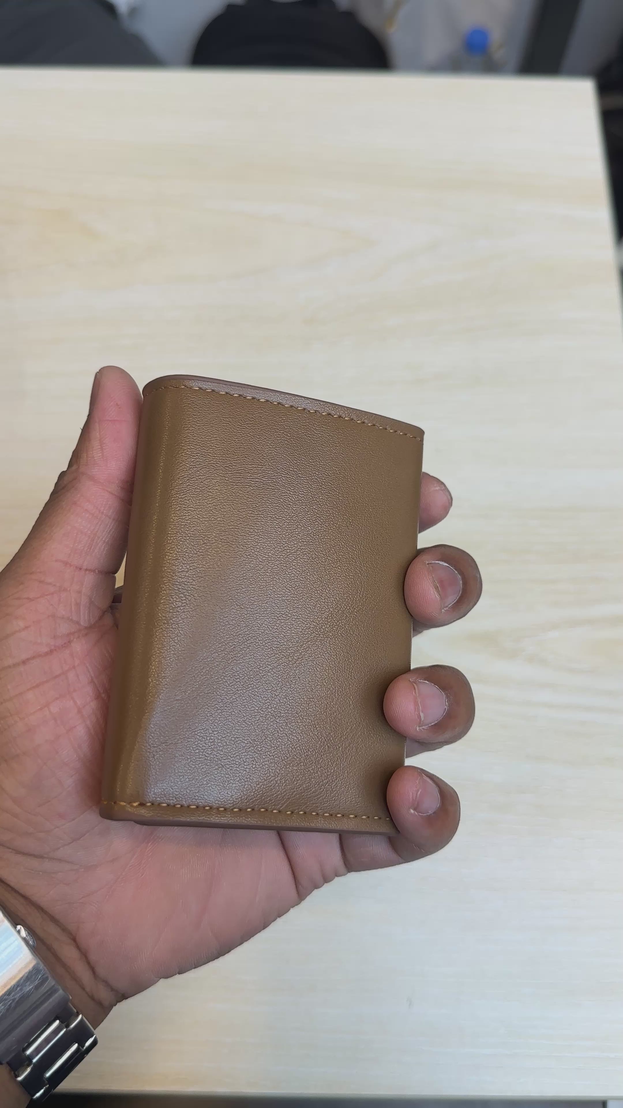 Men's Wallets & Card Holders | Leather & RFID