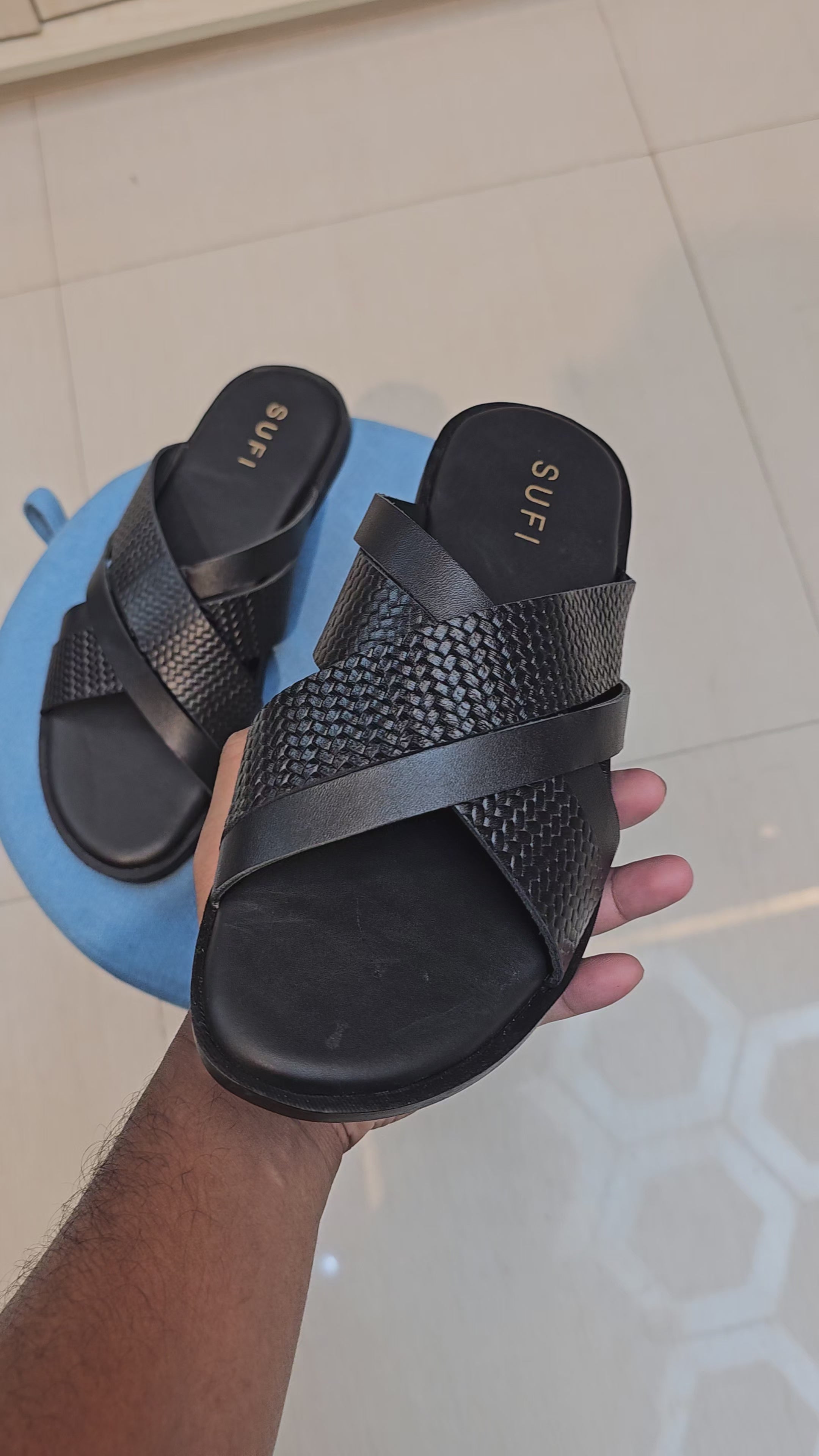 Leather sandal
