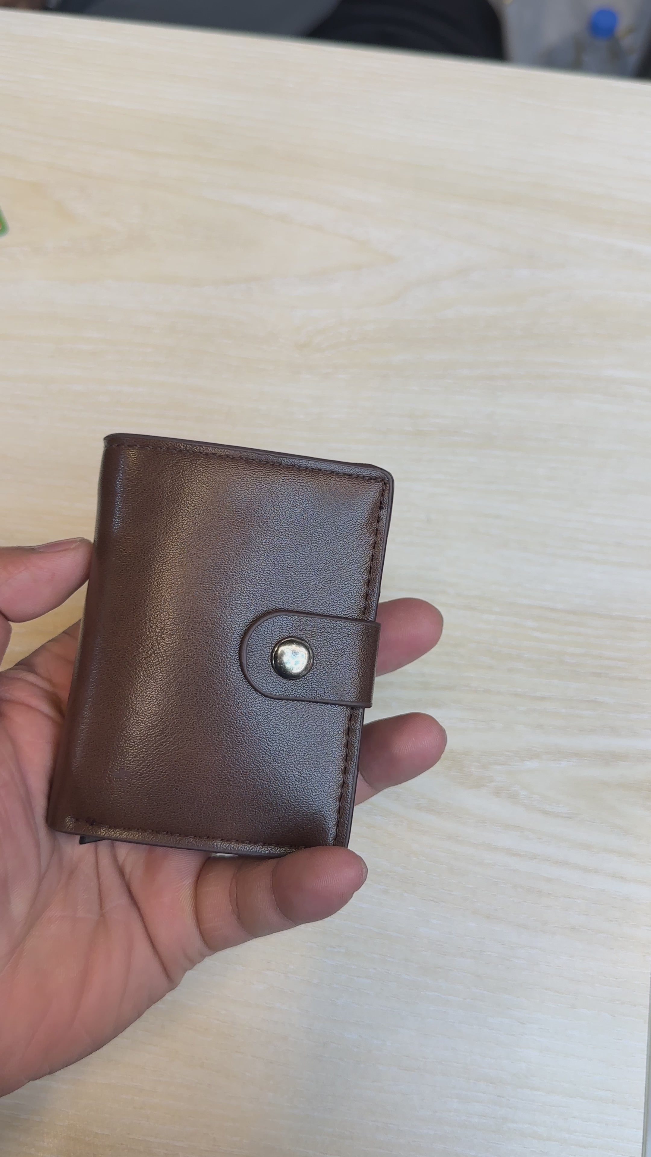 Men's Wallets & Card Holders | Leather & RFID