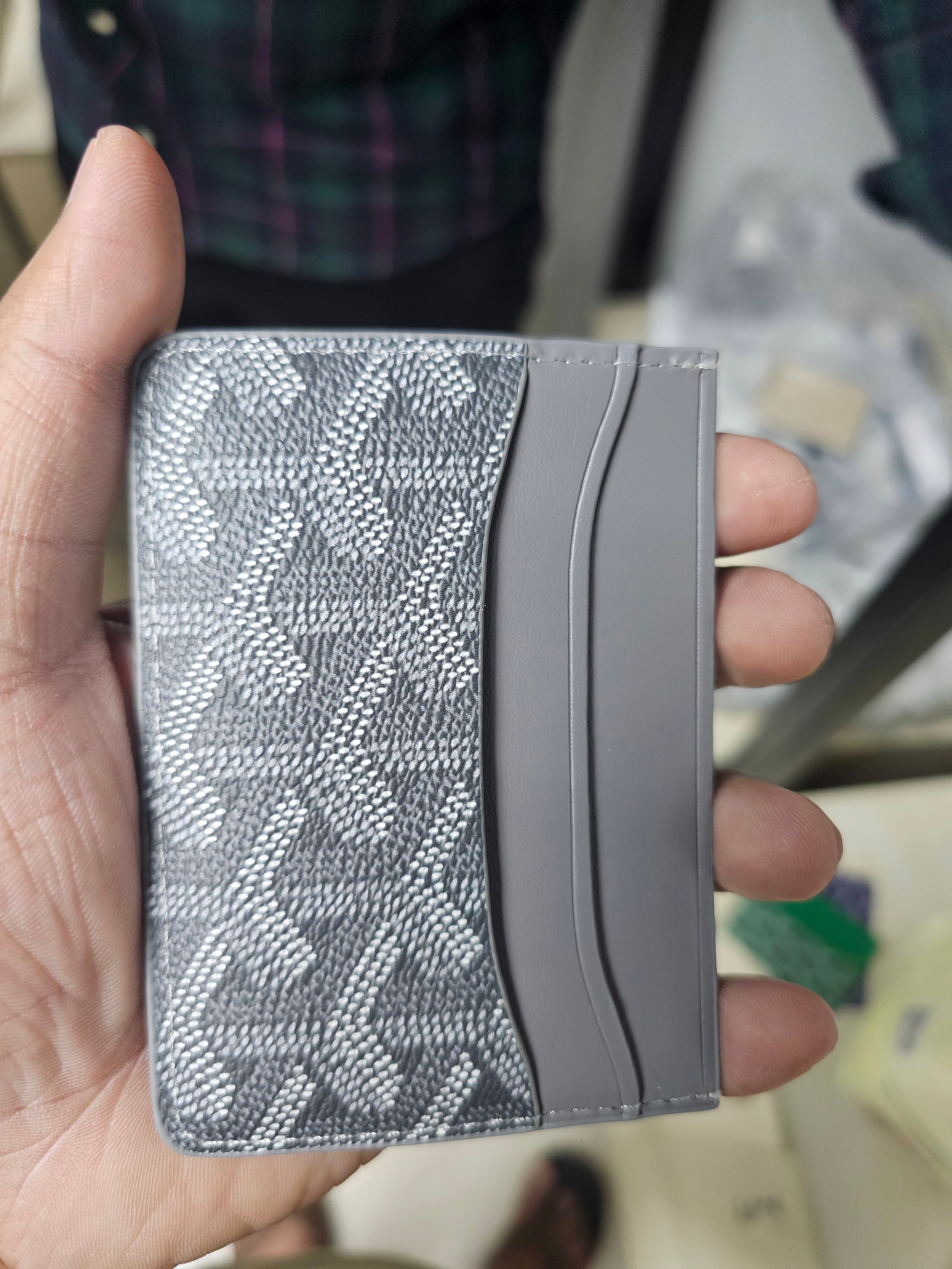 Card holder