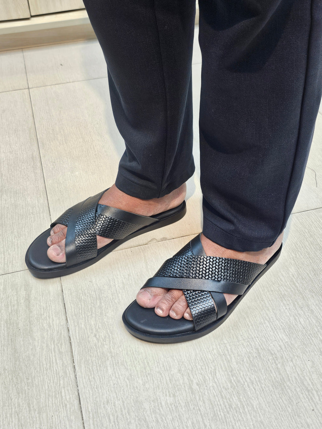 Leather sandal